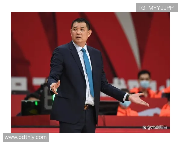 巩晓彬执教生涯回顾与篮球战术创新分析 巩晓彬执教生涯回顾与篮球战术创新分析