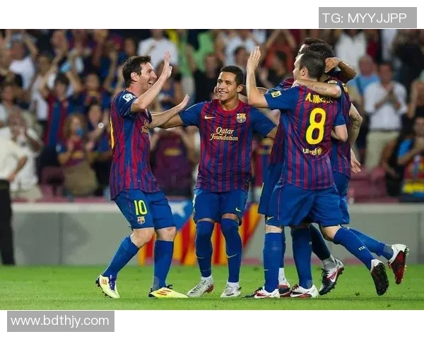 皇马巴萨世纪对决再度上演 球迷期待激情碰撞与巅峰对决