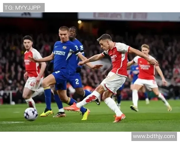 聚焦欧洲五大联赛精彩对决分析，探讨各大俱乐部现状与未来发展趋势